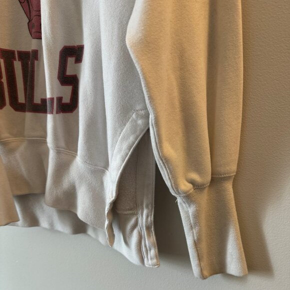 Abercrombie & Fitch - Oversized Split Hem Chicago Bulls Crewneck Sweatshirt - Picture 3 of 4